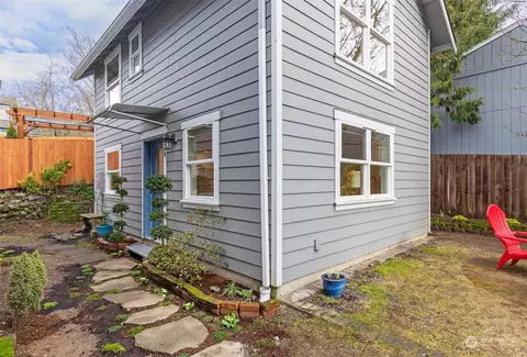 5548 27th Ave NE #B, Seattle, WA 98105