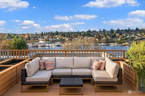 2920 Eastlake Ave E #409, Seattle, WA 98102