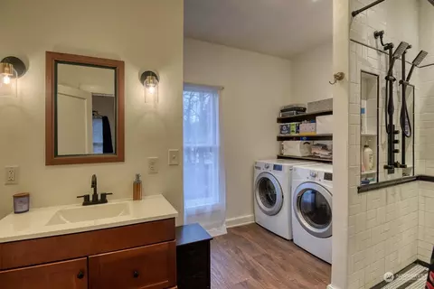 351 E 8th Ave, Spokane, WA 99202 photo 2