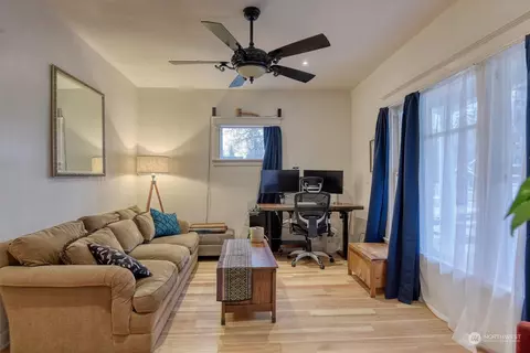 351 E 8th Ave, Spokane, WA 99202 photo 4