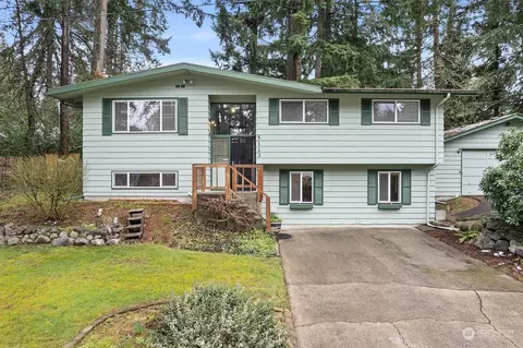 5113 22nd Ave SE, Lacey, WA 98503