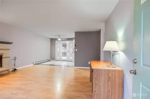 632 217th St SW, Bothell, WA 98021 photo 5