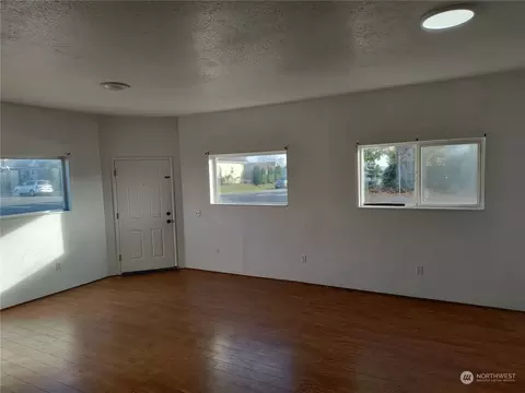 Other - 1902 Rockefeller Ave, Everett, WA 98201 photo 1 of 5