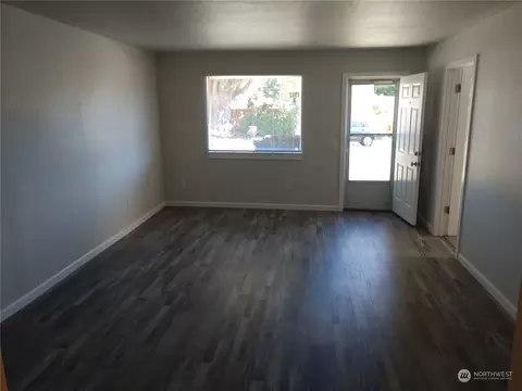 Other - 1902 Rockefeller Ave, Everett, WA 98201 photo 3 of 5
