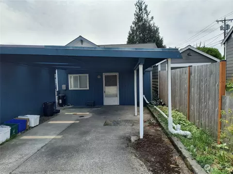 Exterior - 1902 Rockefeller Ave, Everett, WA 98201 photo 5 of 6