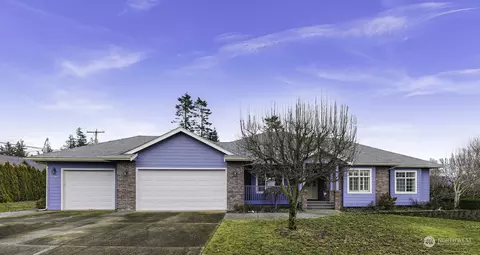 1387 Kamm Rd, Lynden, WA 98264