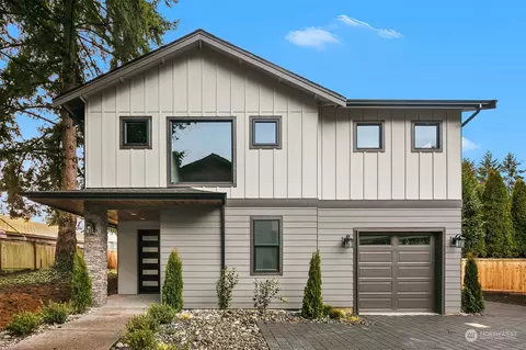 10929 NE 133rd St, Kirkland, WA 98034