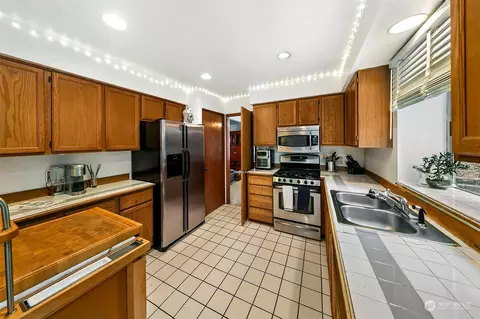 13703 14th Dr SE, Mill Creek, WA 98012 photo 9