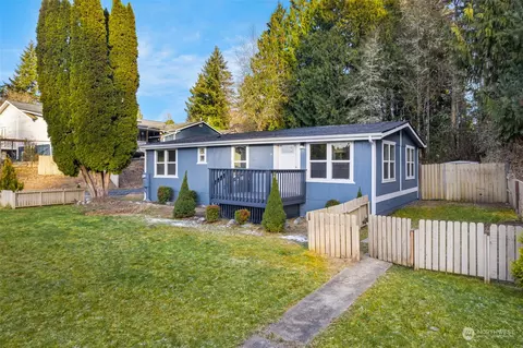 2836 Rocky Point Rd NW, Bremerton, WA 98312
