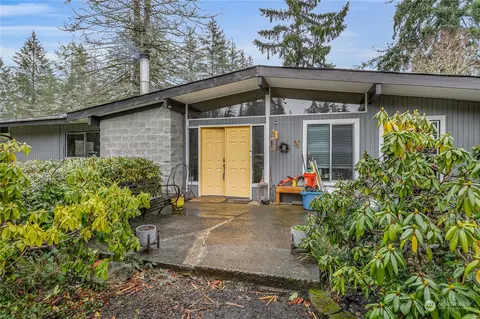 1190 E Agate Rd, Shelton, WA 98584