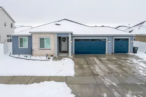 4745 W Hawk St, Moses Lake, WA 98837