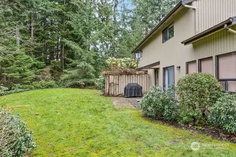 Exterior - 923 57th St SE, Everett, WA 98203 photo 7 of 7