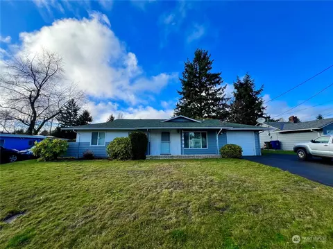 17039 123rd Ave SE, Renton, WA 98058