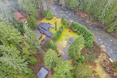 24231 250th Ave SE, Maple Valley, WA 98038
