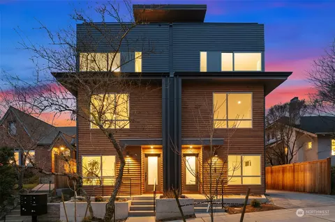 1018 NE B Ne 71st St, Seattle, WA 98115
