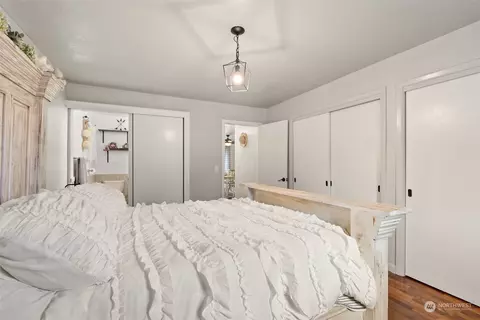 Bedroom - 529 Ostman Rd, Raymond, WA 98577 photo 2 of 5