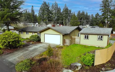 3116 Brentwood Dr SE, Lacey, WA 98503