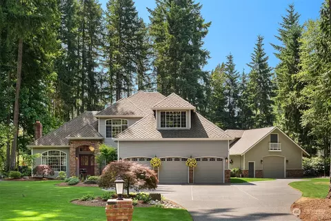 23719 SE 253rd Pl, Maple Valley, WA 98038