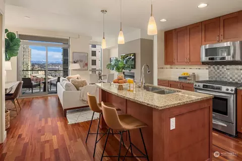10610 NE 9th Pl #1708, Bellevue, WA 98004
