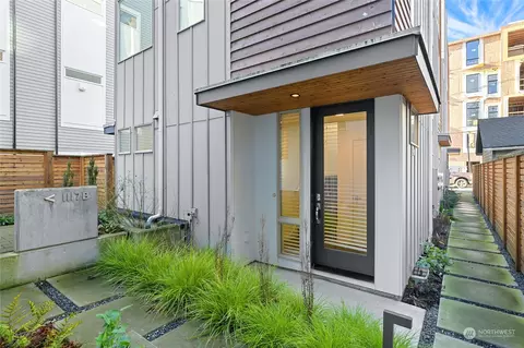 1119 14th Ave #C, Seattle, WA 98122