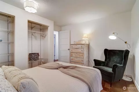 Bedroom - 8825 Shell Pl, Edmonds, WA 98026 photo 4 of 6