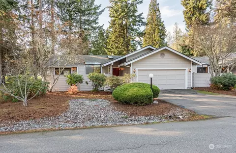 103 Fairway Dr, Sequim, WA 98382