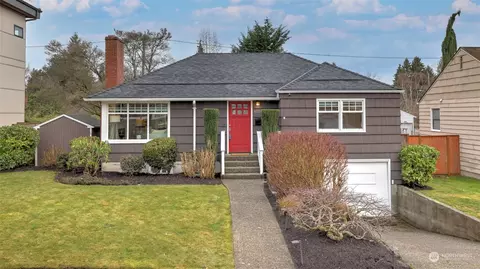 8251 41st Ave NE, Seattle, WA 98115