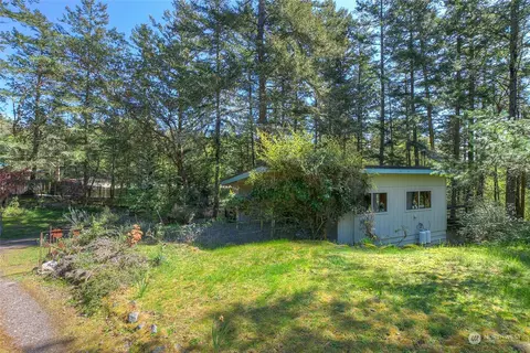 Exterior - 153 Exton Rd, Eastsound, WA 98245 photo 7 of 8