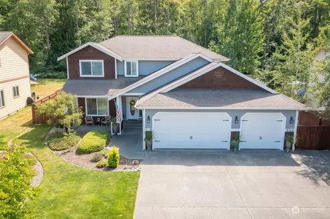 220 Juniper Ln, Port Angeles, WA 98362