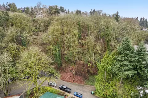 2211 16th Ave E, Seattle, WA 98112 photo 3