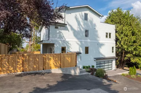 2800 NW 90th Pl, Seattle, WA 98117