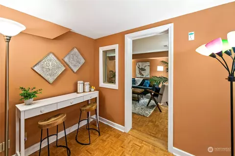 722 N 73rd St, Seattle, WA 98103 photo 17