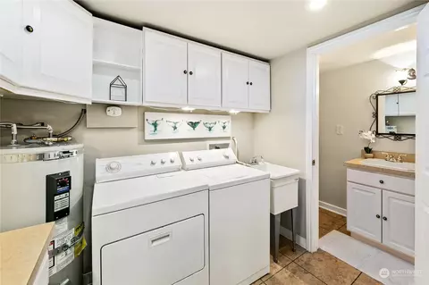 722 N 73rd St, Seattle, WA 98103 photo 22