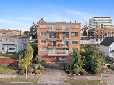2619 Rucker Ave #2, Everett, WA 98201