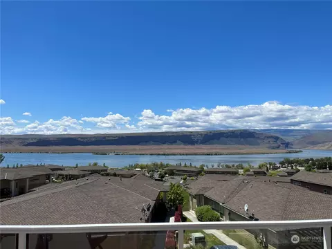 9191 Riverview Way NW # D34, Quincy, WA 98848