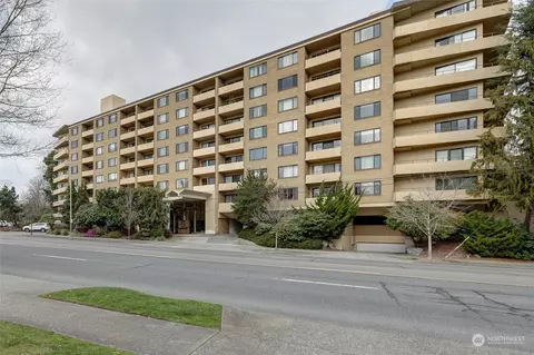 4545 Sand Point Way NE #302, Seattle, WA 98105