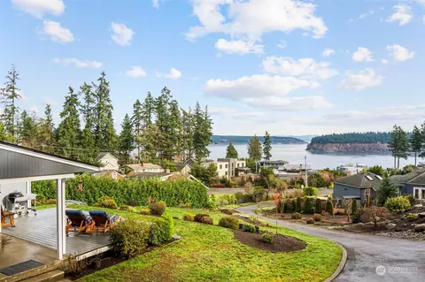 5818 Reid Dr NW, Gig Harbor, WA 98335