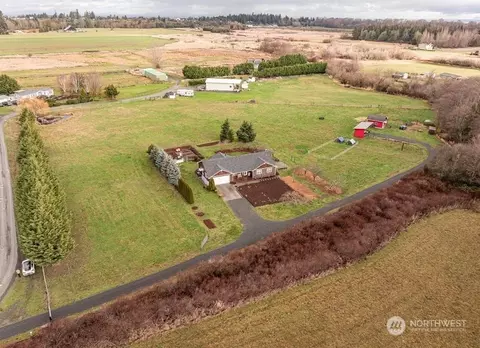 252 Fat Cat Ln, Sequim, WA 98382