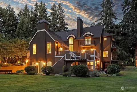 2637 134th Ave NE, Bellevue, WA 98005
