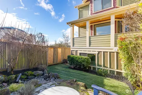106 17th Ave #A, Seattle, WA 98122 photo 32