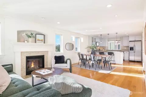 106 17th Ave #A, Seattle, WA 98122 photo 3