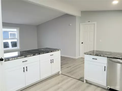 1935 Pine Cone Ave #107, Enumclaw, WA 98022 photo 7