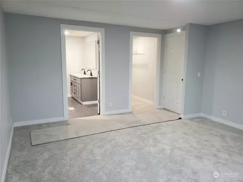 1935 Pine Cone Ave #107, Enumclaw, WA 98022 photo 14