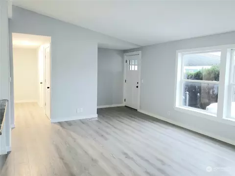 1935 Pine Cone Ave #107, Enumclaw, WA 98022 photo 9