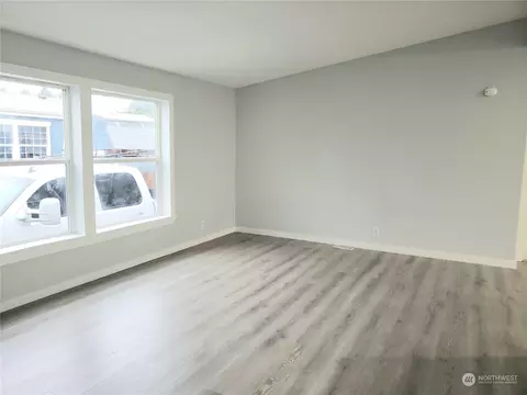 1935 Pine Cone Ave #107, Enumclaw, WA 98022 photo 11