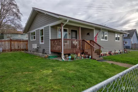 400 N E St, Aberdeen, WA 98520