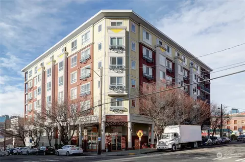 668 S Lane St #701, Seattle, WA 98104