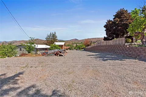 0 E Okanogan Ave, Chelan, WA 98816 photo 9