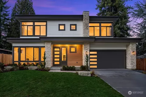 16932 NE 17th Pl, Bellevue, WA 98008