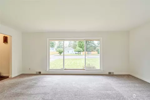 701 Madison St, Everett, WA 98203 photo 6